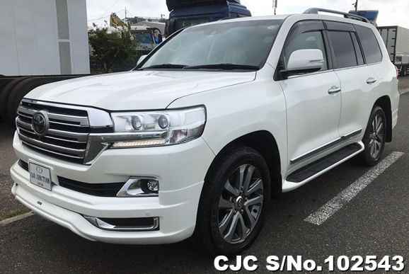 Toyota Land Cruiser in Pearl for Sale Image 3