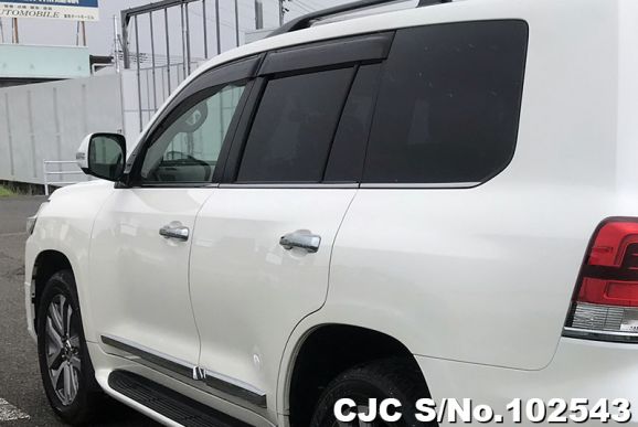 Toyota Land Cruiser in Pearl for Sale Image 41