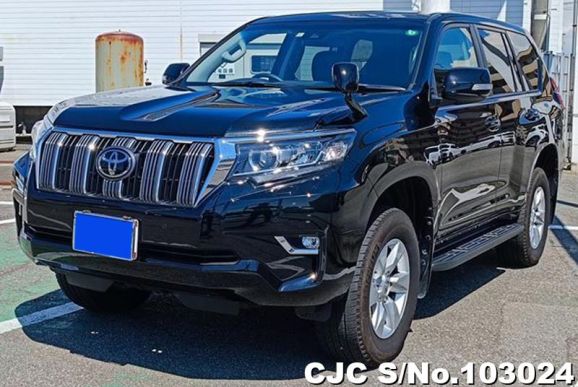 Toyota Land Cruiser Prado in Black for Sale Image 3