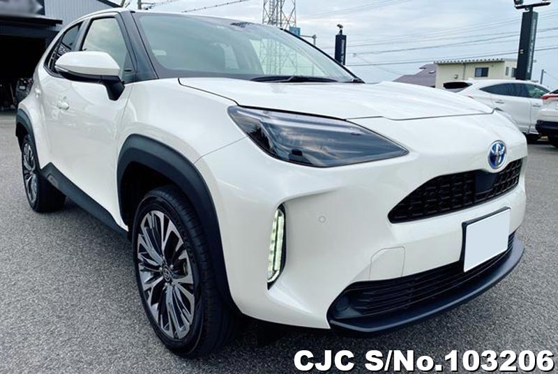 2021 Toyota Yaris Cross White for sale | Stock No. 103206 | Japanese ...