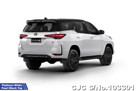 Toyota Fortuner in Atitude Black Mica for Sale Image 9