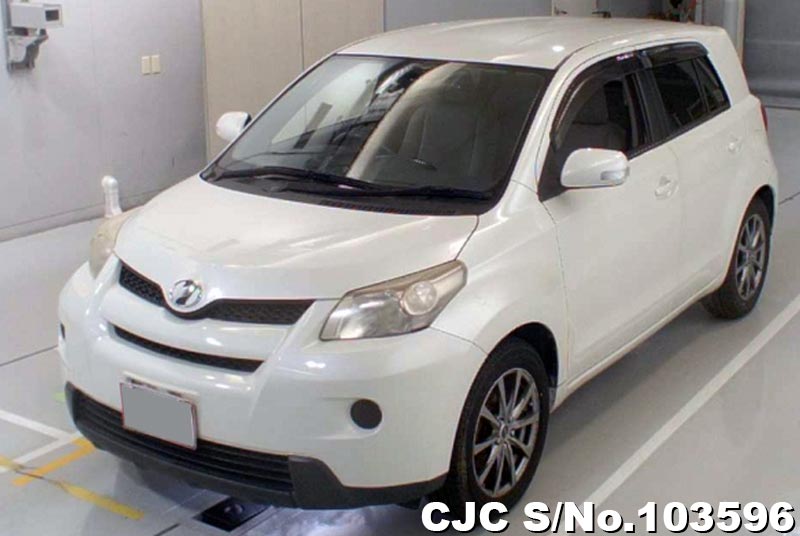 Toyota ist 2010