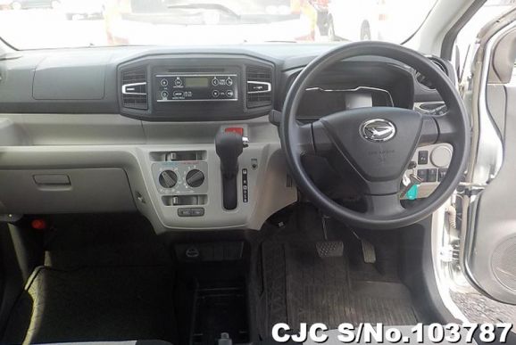 Daihatsu Mira E:S in Silver for Sale Image 8