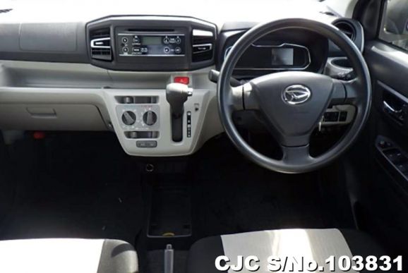 Daihatsu Mira E:S in Silver for Sale Image 4