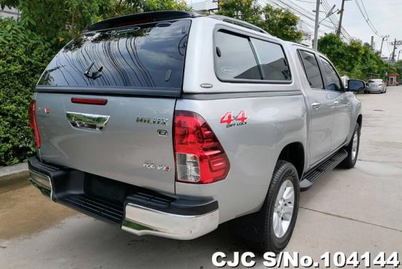 Toyota Hilux in Silver for Sale Image 1