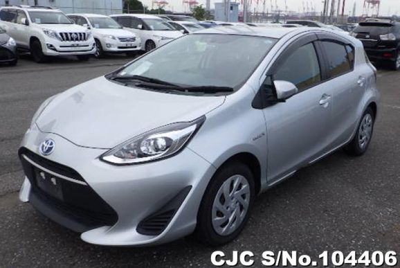 Toyota Aqua in Silver for Sale Image 3