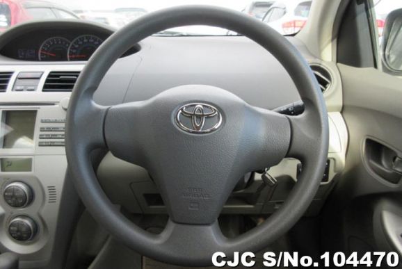 Toyota Belta in Silver for Sale Image 13