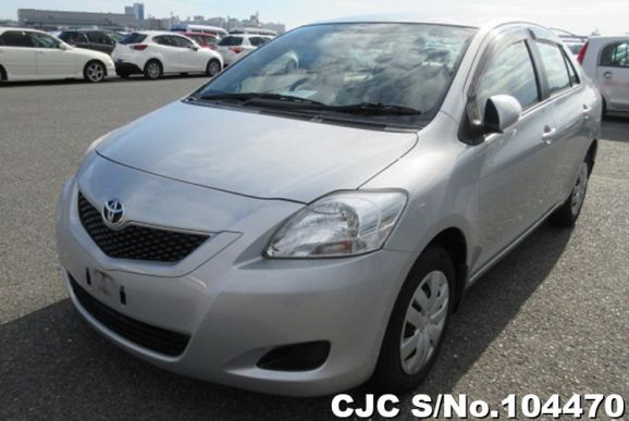 Toyota Belta in Silver for Sale Image 3