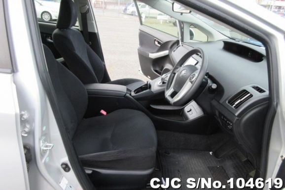 Toyota Prius in Silver for Sale Image 10