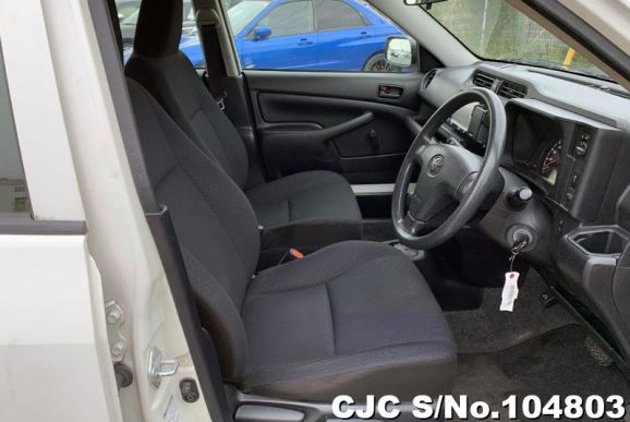 Toyota Succeed Van in White for Sale Image 10