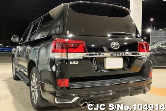 Toyota Land Cruiser in Black for Sale Image 2