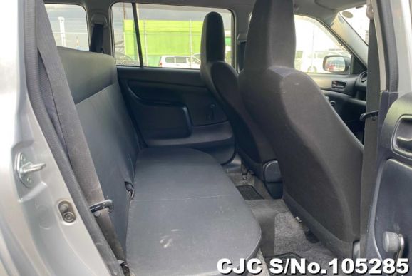 Toyota Succeed Van in Silver for Sale Image 11