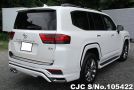 Toyota Land Cruiser in White Pearl for Sale Image 2