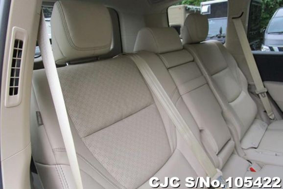 Toyota Land Cruiser in White Pearl for Sale Image 14