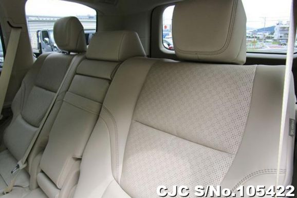 Toyota Land Cruiser in White Pearl for Sale Image 15