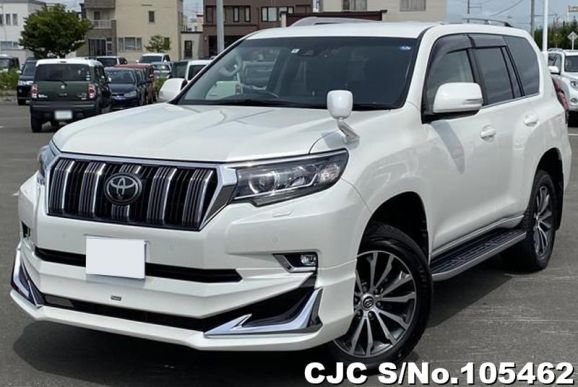 Toyota Land Cruiser Prado in White Pearl Crystal Shine for Sale Image 3