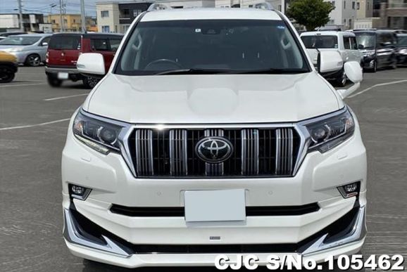 Toyota Land Cruiser Prado in White Pearl Crystal Shine for Sale Image 4