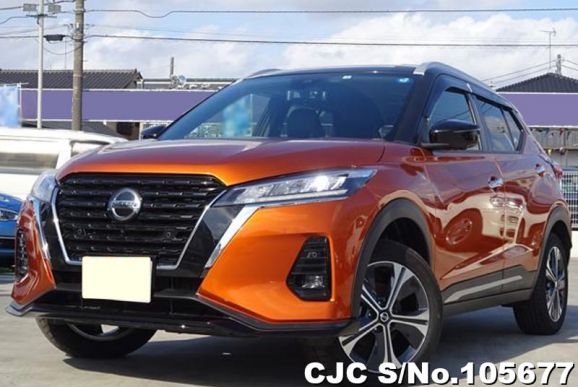 Nissan Kicks in Orange for Sale Image 0