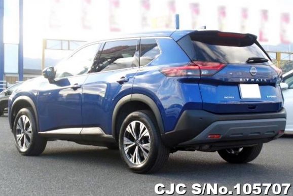 Nissan X-Trail in Caspian Blue for Sale Image 1