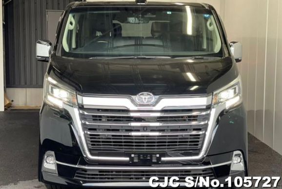 Toyota GranAce in Black for Sale Image 4