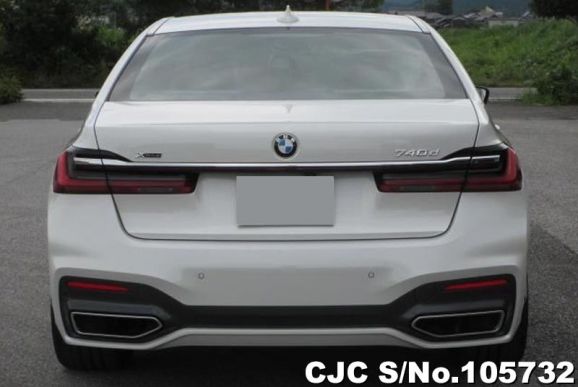 BMW 7 Series in Pearl for Sale Image 3