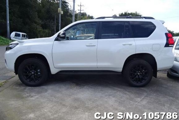 Toyota Land Cruiser Prado in Pearl White for Sale Image 4