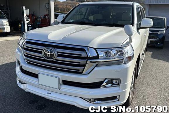 Toyota Land Cruiser in Pearl White for Sale Image 0