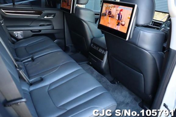 Lexus LX 570 in Pearl for Sale Image 11