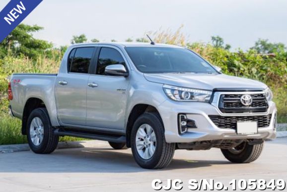 Toyota Hilux in Silver for Sale Image 0