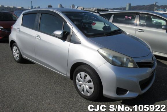 2011 Toyota / Vitz Stock No. 105922