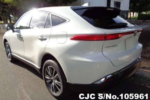 Toyota Harrier in Pearl for Sale Image 1