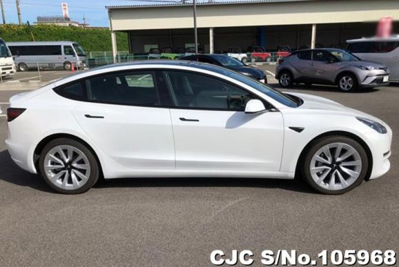 Tesla Model 3 in Pearl for Sale Image 6