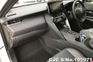 Toyota Harrier in Pearl for Sale Image 10