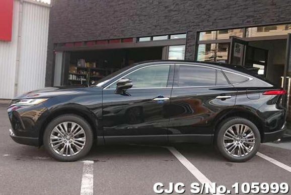 Toyota Harrier in Black for Sale Image 7