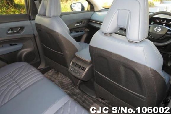 Nissan Ariya in Gray for Sale Image 9