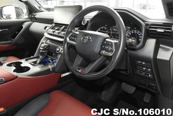 Toyota Land Cruiser in Pearl for Sale Image 9