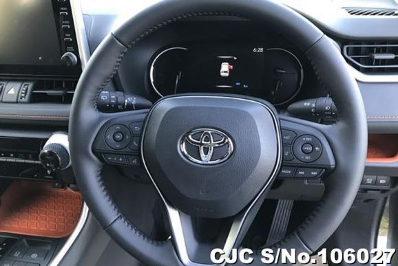 Toyota Rav4 in Gray Metallic for Sale Image 7