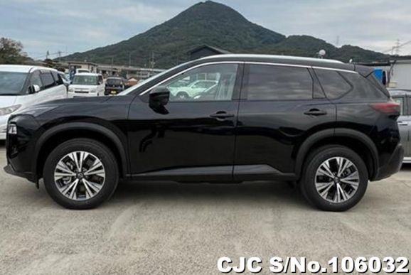 Nissan X-Trail in Black for Sale Image 2