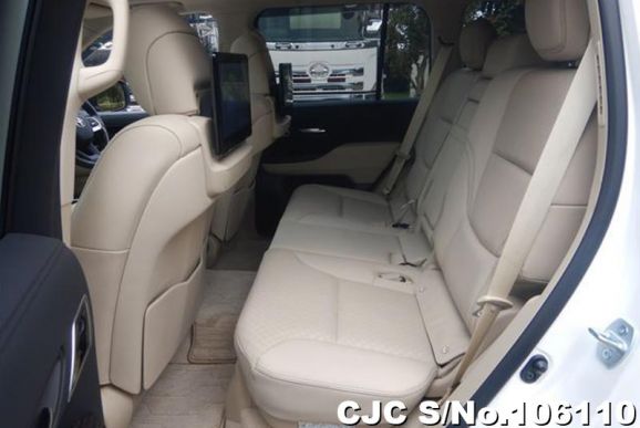 Toyota Land Cruiser in Pearl for Sale Image 14