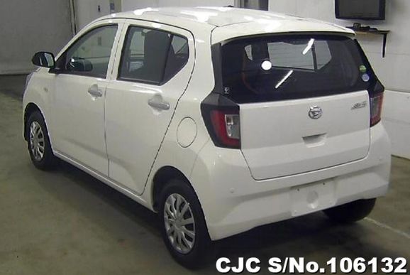 Daihatsu Mira E:S in Pearl White for Sale Image 2