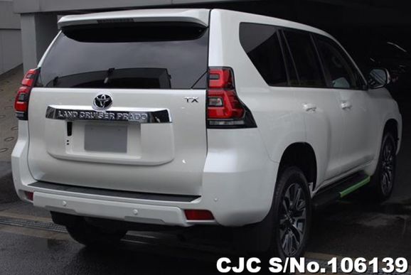 Toyota Land Cruiser Prado in Pearl White for Sale Image 2