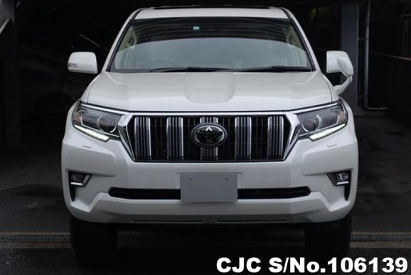 Toyota Land Cruiser Prado in Pearl White for Sale Image 4