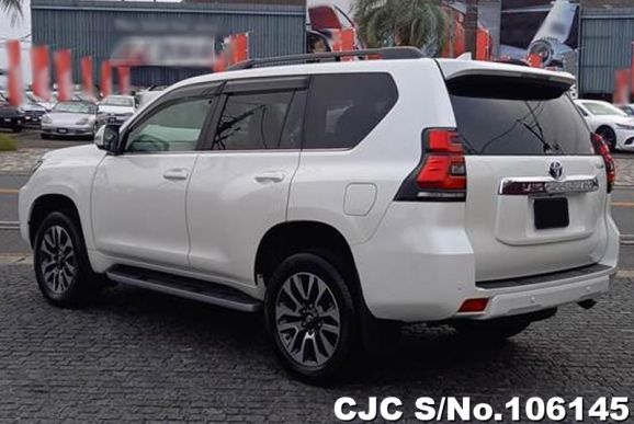 Toyota Land Cruiser Prado in White Pearl Crystal Shine for Sale Image 1