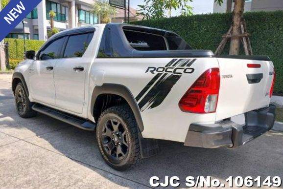 Toyota Hilux in White for Sale Image 1