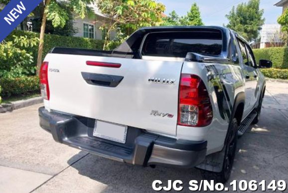 Toyota Hilux in White for Sale Image 2