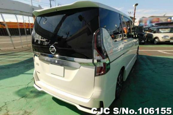 Nissan Serena in White Pearl for Sale Image 1