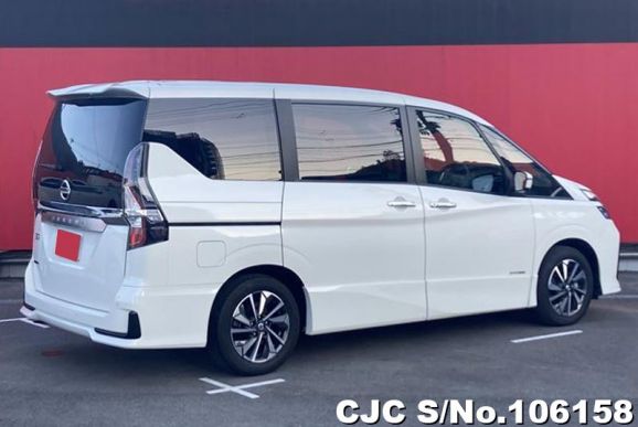 Nissan Serena in Pearl for Sale Image 1