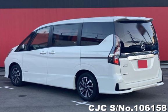 Nissan Serena in Pearl for Sale Image 2