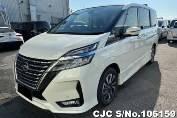 Nissan Serena in Pearl for Sale Image 3