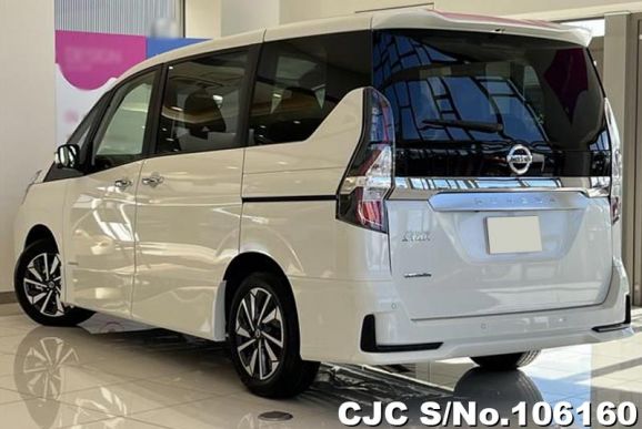 Nissan Serena in Brilliant White for Sale Image 1